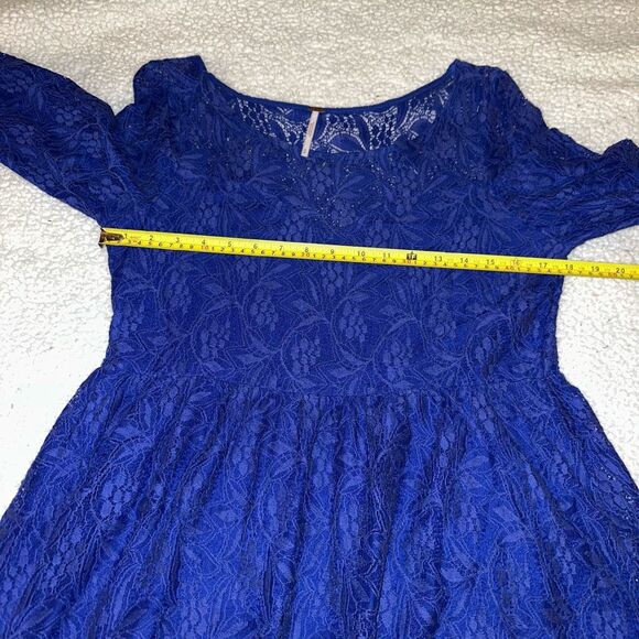 Free People Medium Shake it Up Mosaic Blue Lace Women’s Dress 3/4 Sleeve EUC - Picture 8 of 12